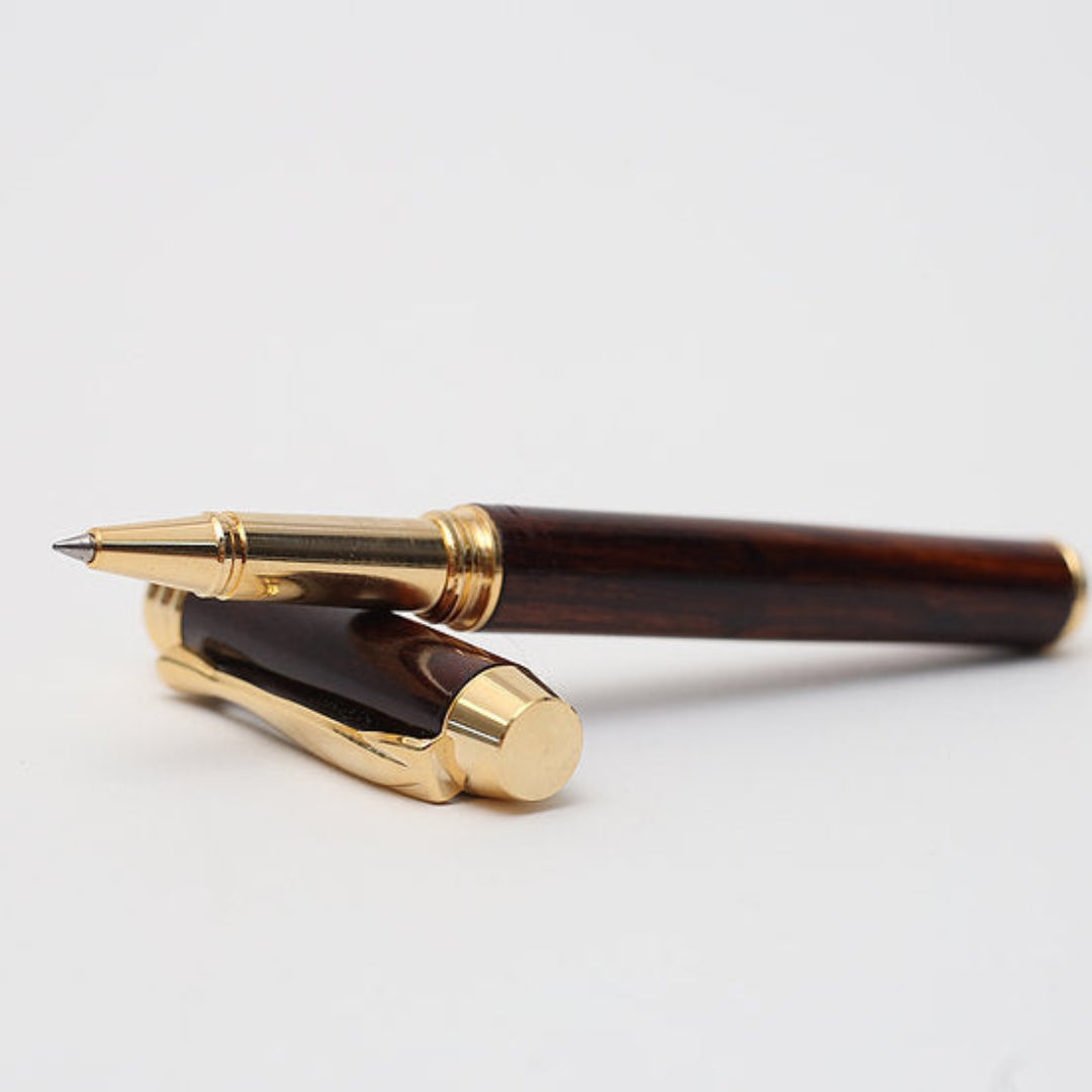 Yuso Ironwood Pen Modelo Caay – Rollerball, Color Negro